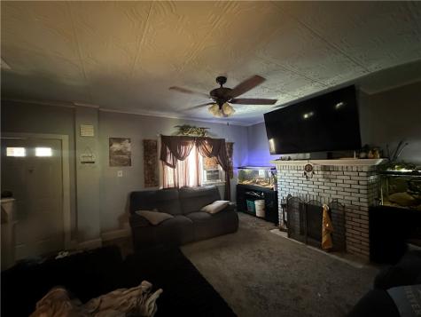 917 Crest Avenue Charleroi Boro PA 15022