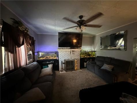 917 Crest Avenue Charleroi Boro PA 15022