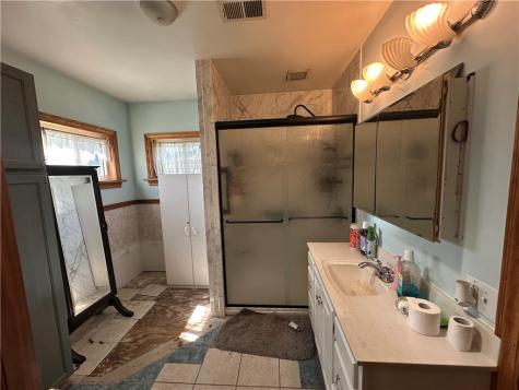 917 Crest Avenue Charleroi Boro PA 15022