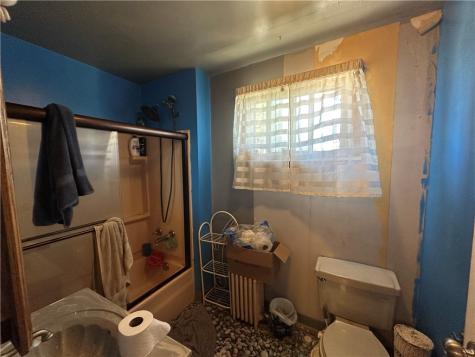 917 Crest Avenue Charleroi Boro PA 15022