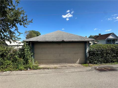 917 Crest Avenue Charleroi Boro PA 15022