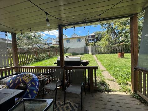 917 Crest Avenue Charleroi Boro PA 15022
