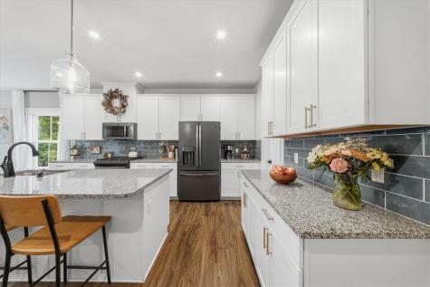 452 Isabella Court Jackson Township PA 16063