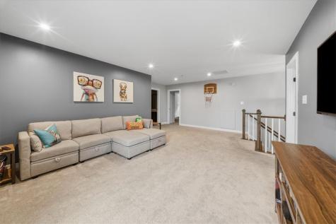 452 Isabella Court Jackson Township PA 16063