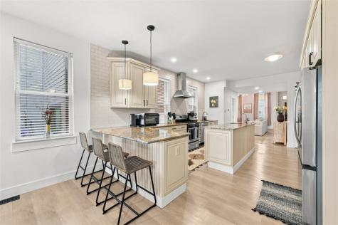 113 Hemlock Street Central North Side PA 15212