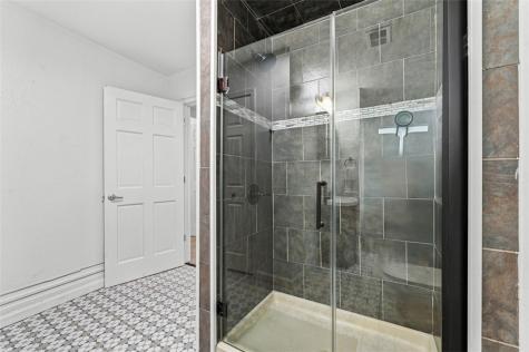 113 Hemlock Street Central North Side PA 15212