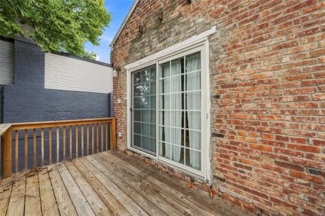 113 Hemlock Street Central North Side PA 15212