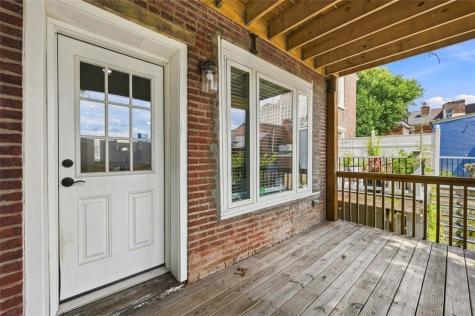 113 Hemlock Street Central North Side PA 15212