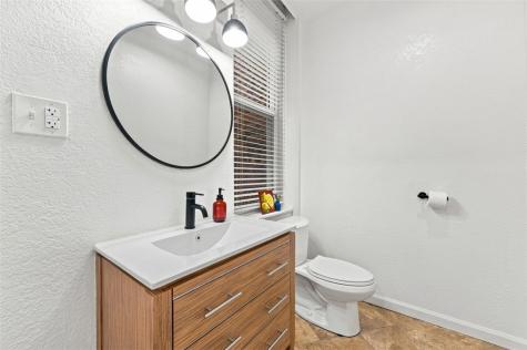 113 Hemlock Street Central North Side PA 15212