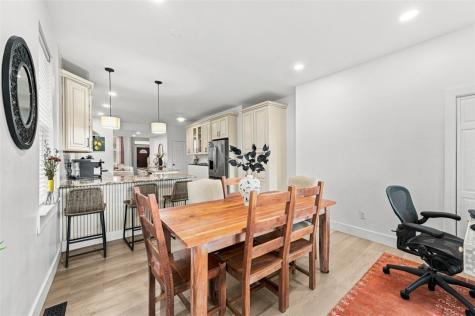 113 Hemlock Street Central North Side PA 15212