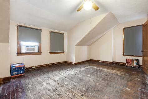219 2nd Street Aspinwall PA 15215