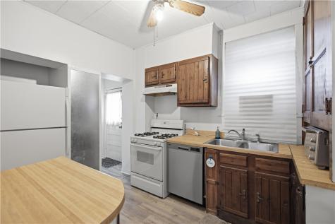 219 2nd Street Aspinwall PA 15215