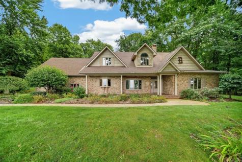 8895 Us Highway 322 Fallowfield PA 16316