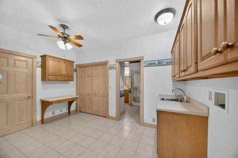 8895 Us Highway 322 Fallowfield PA 16316