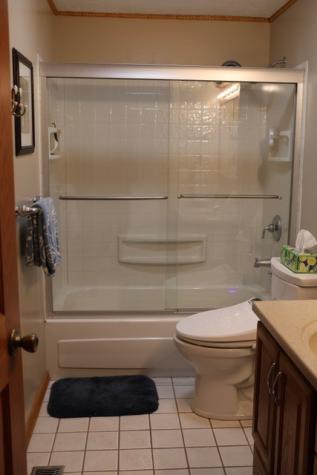 119 Oberlin Drive Center Township PA 16001