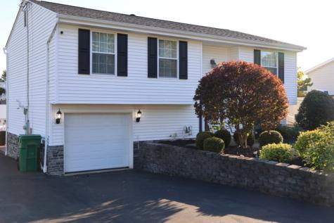 119 Oberlin Drive Center Township PA 16001