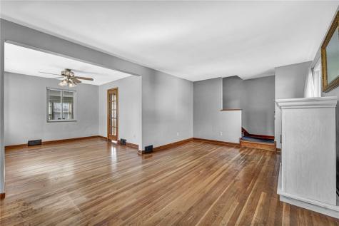 993 Homer Avenue Ross Township PA 15237