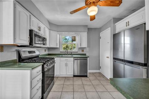 993 Homer Avenue Ross Township PA 15237