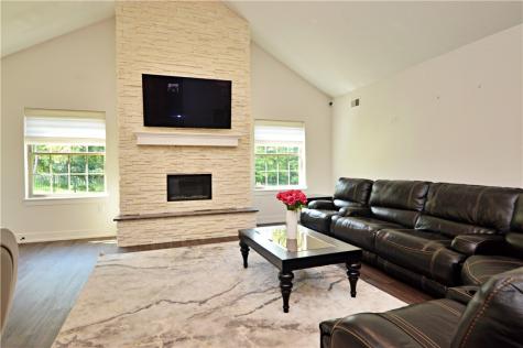 113 Hemingway Lane Kennedy Township PA 15108