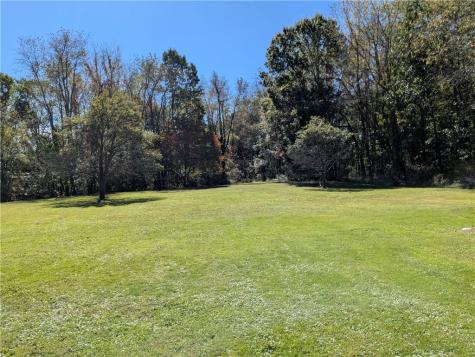 637 Wallace Run Road Big Beaver PA 15010