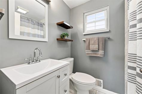 37 Briggs Street Overbrook PA 15234