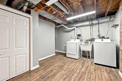 37 Briggs Street Overbrook PA 15234