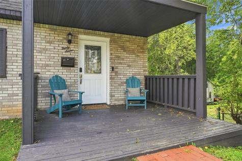 37 Briggs Street Overbrook PA 15234