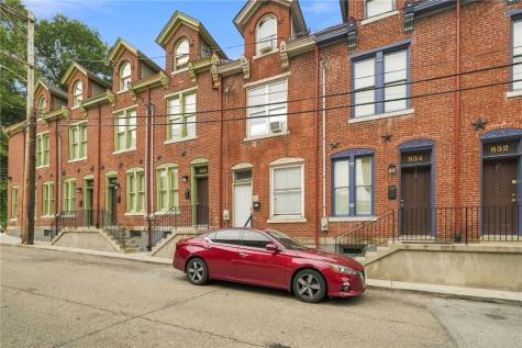 856 Brightridge Street Central North Side PA 15214