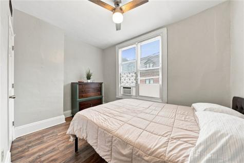 856 Brightridge Street Central North Side PA 15214