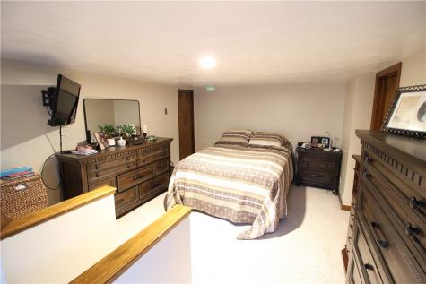 1004 N Chestnut North Union Township PA 15401