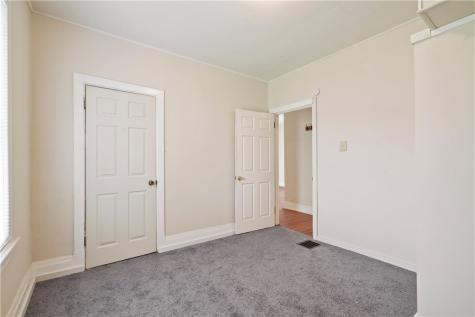 1013 Henry Street Smith PA 15054