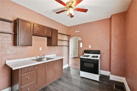 1013 Henry Street Smith PA 15054
