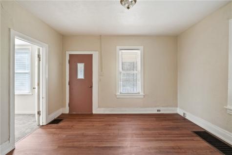 1013 Henry Street Smith PA 15054