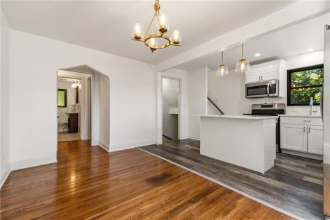 6 Robb Hollow Road Mt Lebanon PA 15243