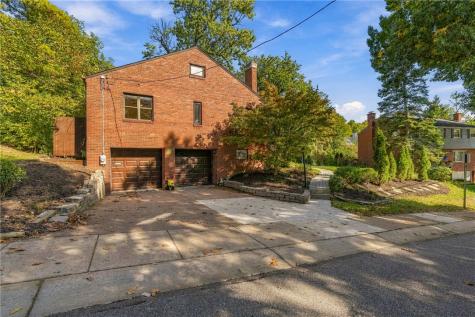 6 Robb Hollow Road Mt Lebanon PA 15243