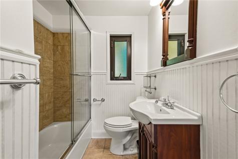 6 Robb Hollow Road Mt Lebanon PA 15243