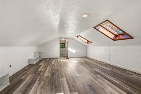 6 Robb Hollow Road Mt Lebanon PA 15243