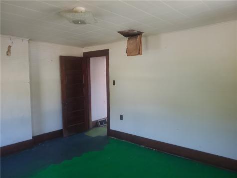 1320 3rd Avenue Ford City Boro PA 16226