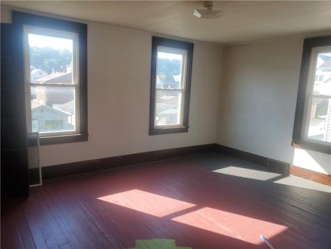 1320 3rd Avenue Ford City Boro PA 16226