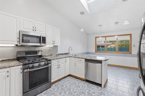 2757 Edith Street Lower Burrell PA 15068