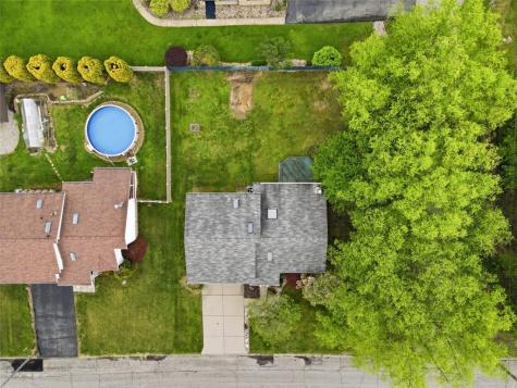 2757 Edith Street Lower Burrell PA 15068