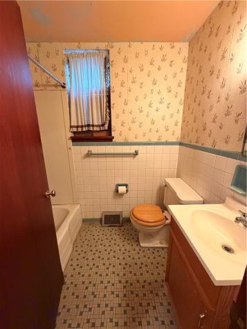 329 Highland Avenue West View PA 15229