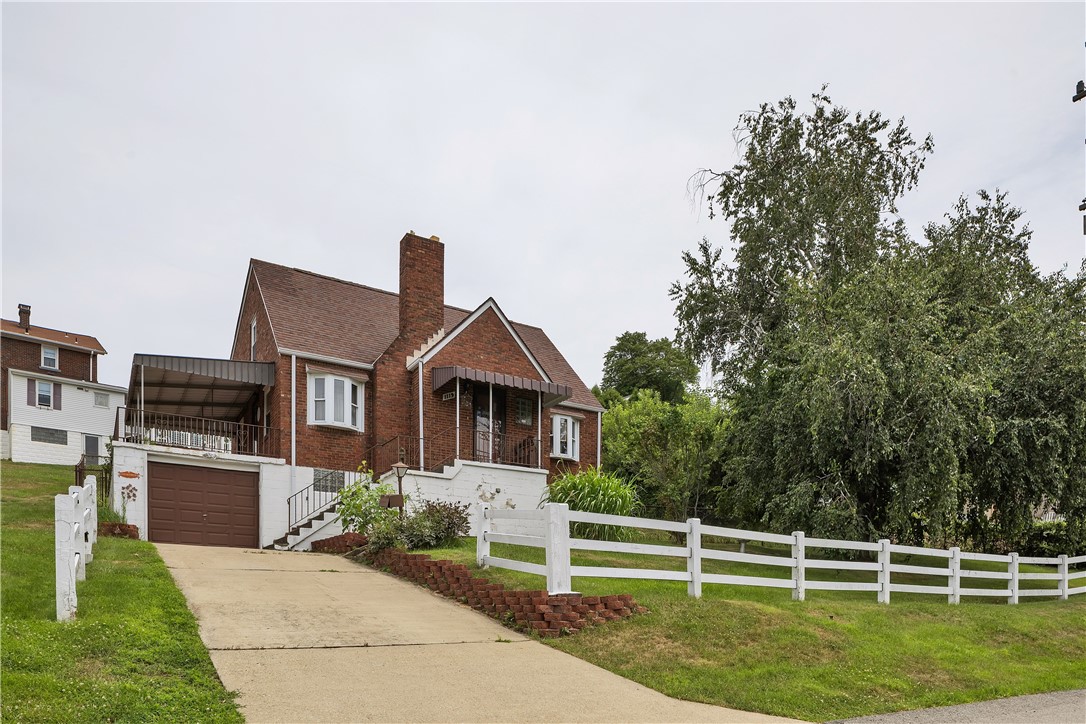1119 Scorer Street Lincoln Place PA 15207