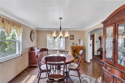 1119 Scorer Street Lincoln Place PA 15207