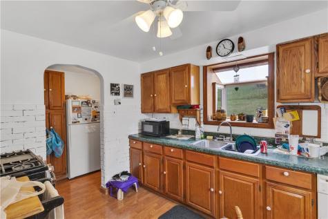 1119 Scorer Street Lincoln Place PA 15207