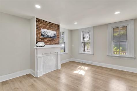 1046 Highland City Of Greensburg PA 15601