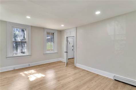 1046 Highland City Of Greensburg PA 15601