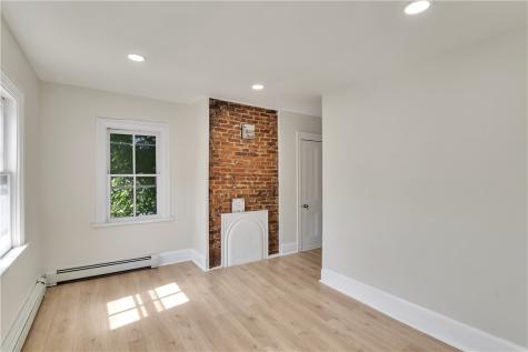 1046 Highland City Of Greensburg PA 15601