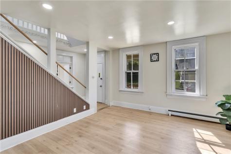 1046 Highland City Of Greensburg PA 15601