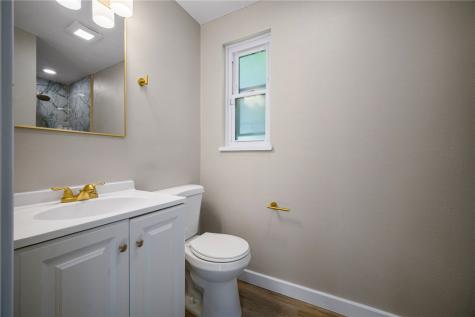 418 Pennwood Drive Penn Hills PA 15235